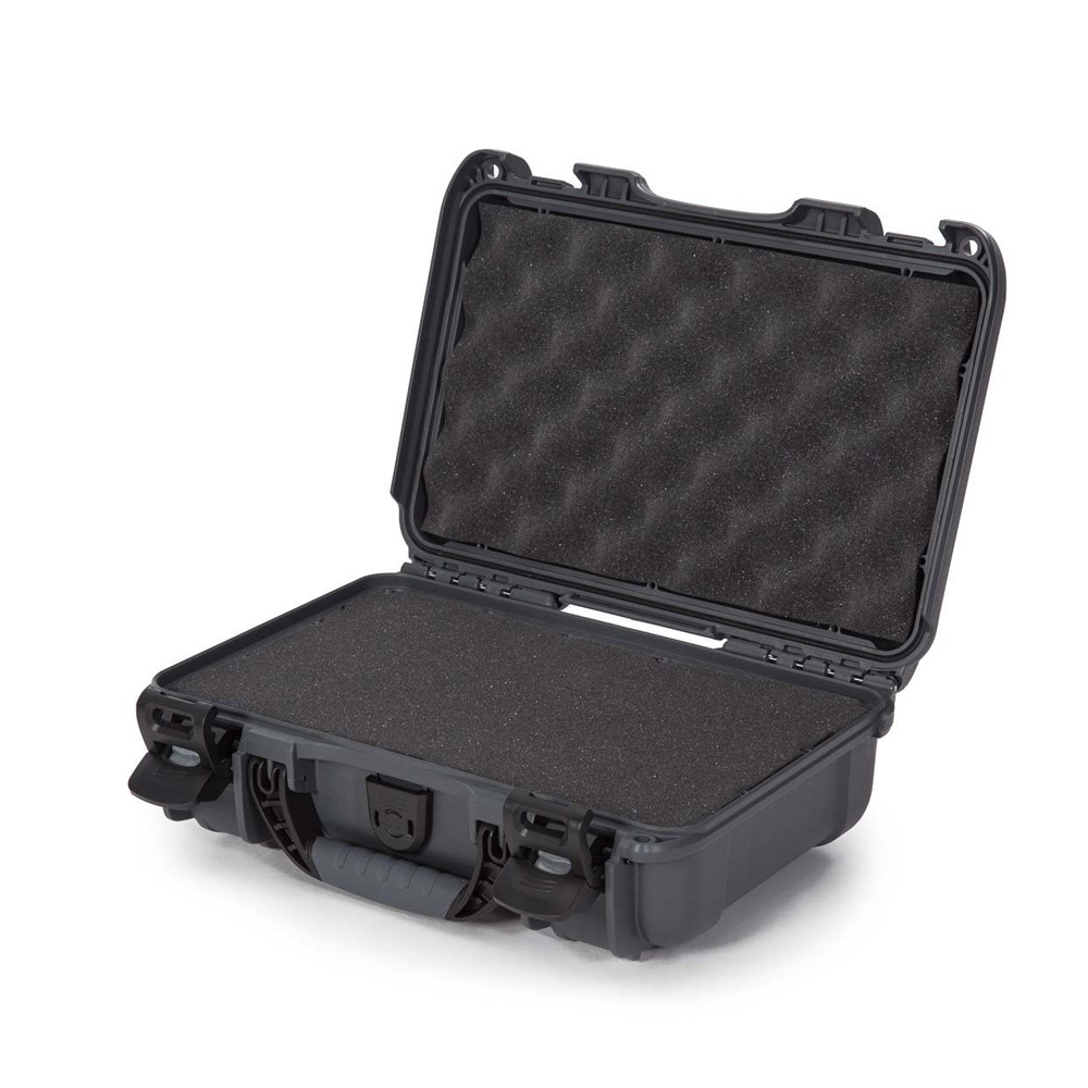 Nanuk 909 Case with Foam - Graphite