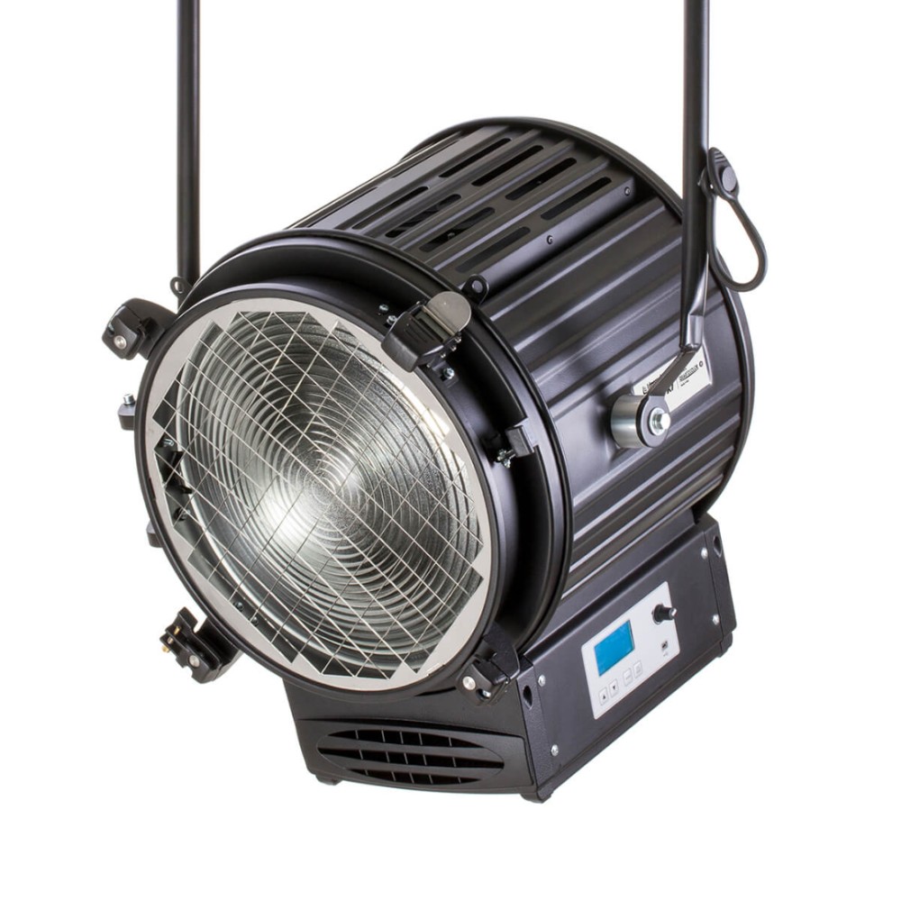 Litepanels Studio X7 Daylight 360W LED Fresnel (standard yoke, EU power cable)